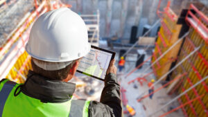 Ehitaja ehitusplats ehitusettevõtja kiiver ohutus